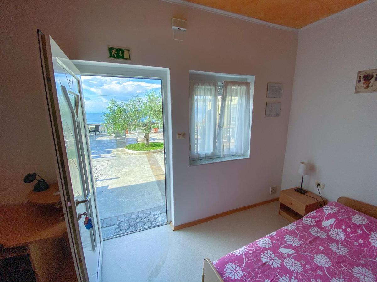 Viler Apartments Izola Luaran gambar