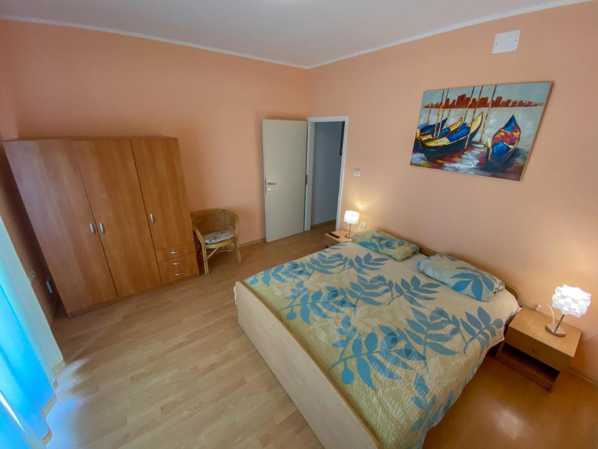 Viler Apartments Izola Luaran gambar