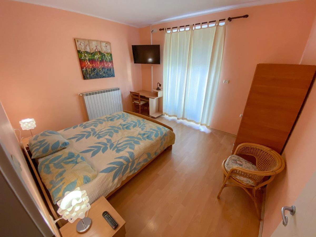 Viler Apartments Izola Luaran gambar