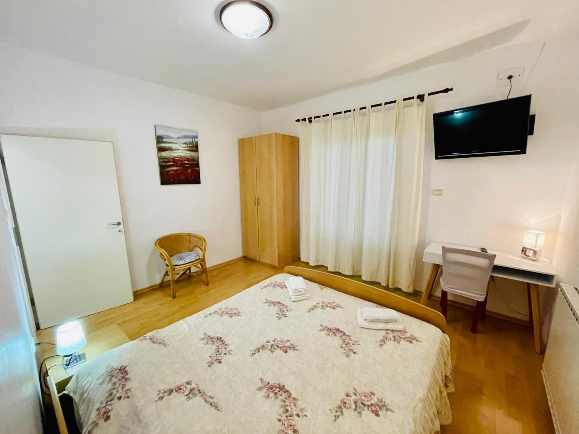 Viler Apartments Izola Luaran gambar