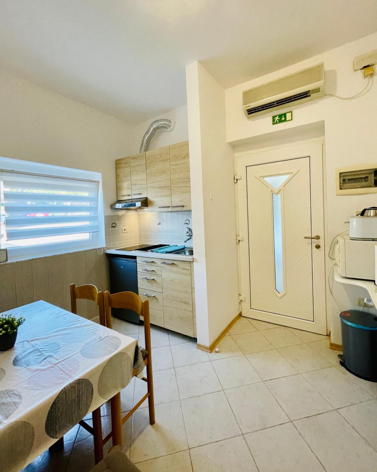 Viler Apartments Izola Luaran gambar