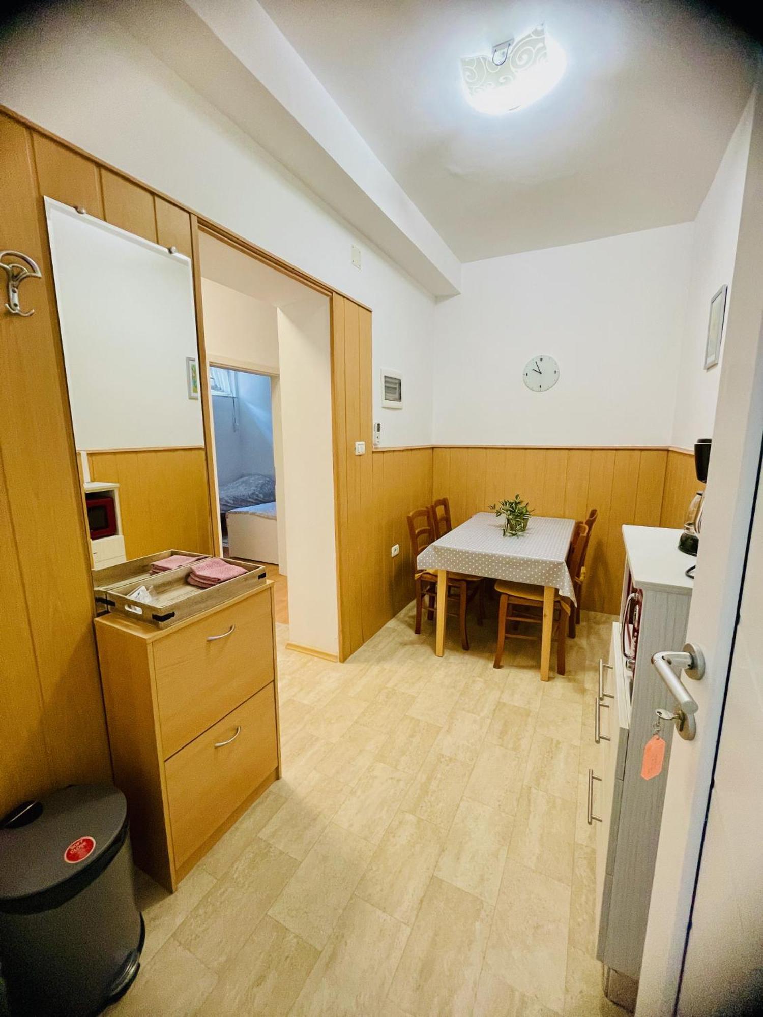Viler Apartments Izola Luaran gambar